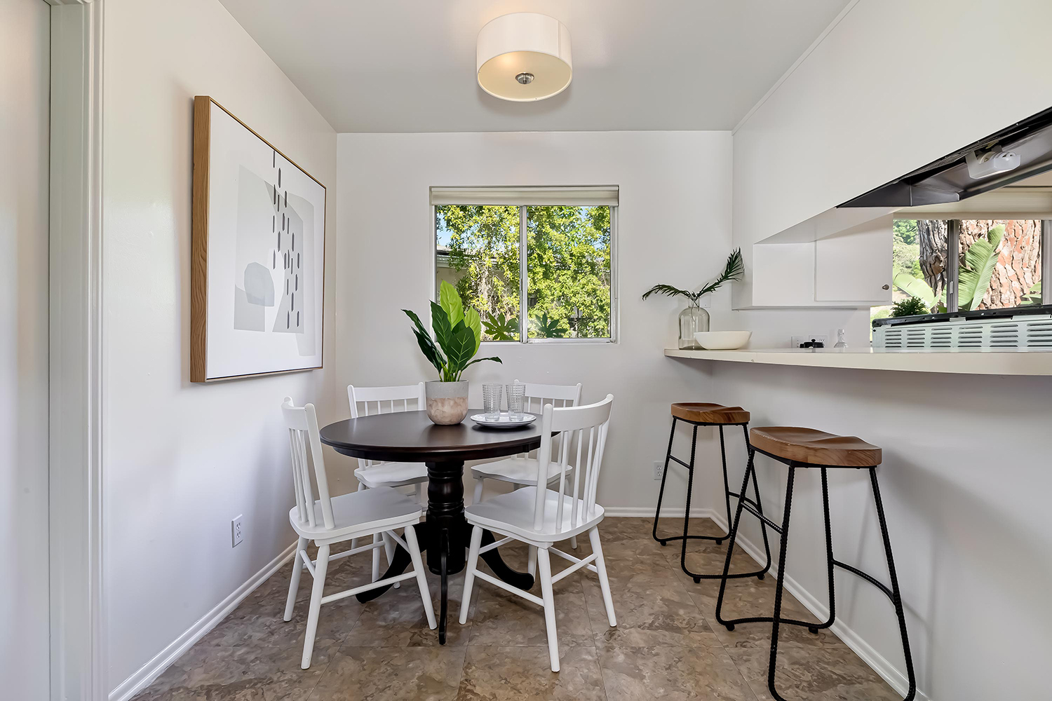 Breakfast Room