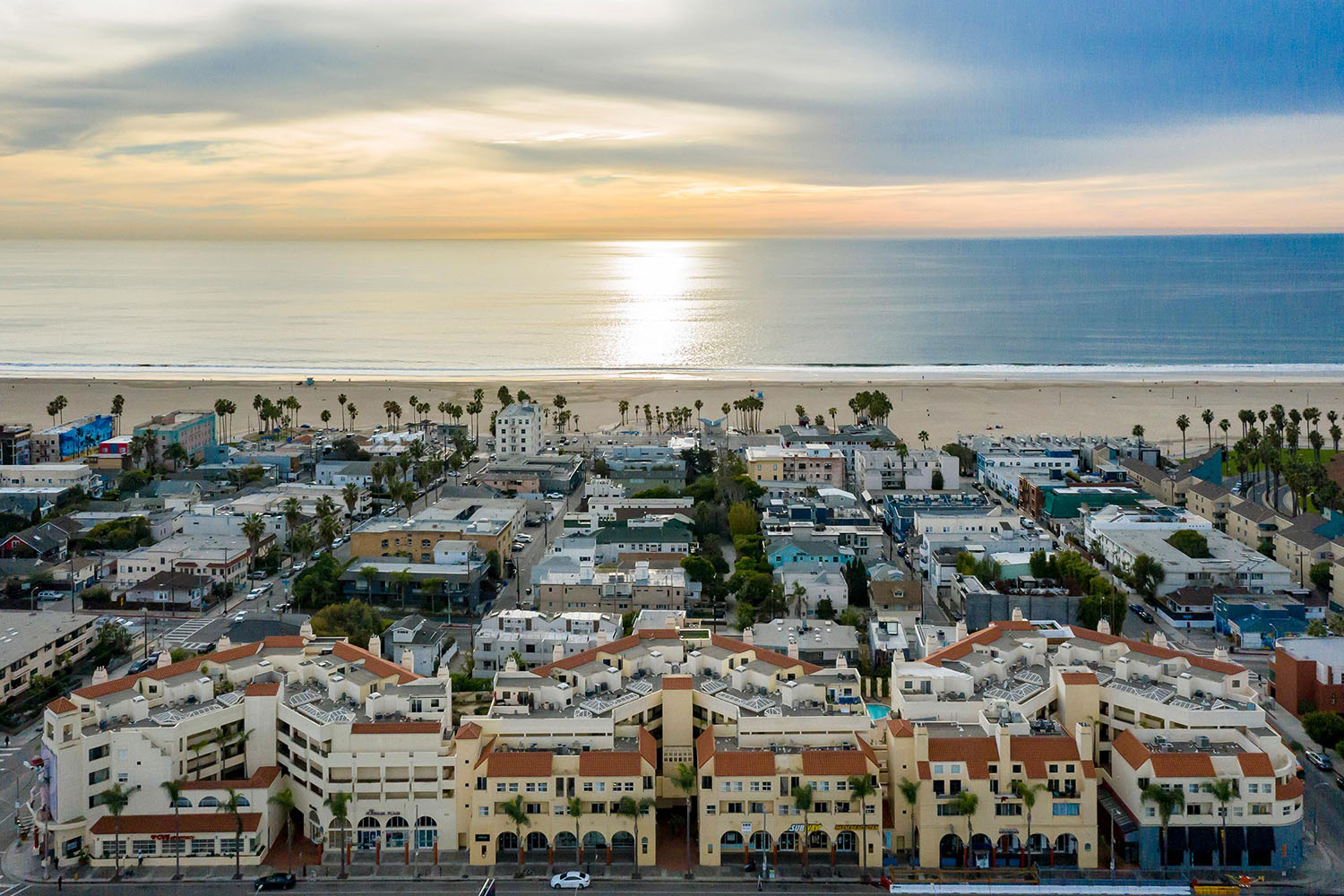 255 #301 Main St, Venice, Los Angeles, 90291, 2 Bedrooms Bedrooms, ,2 BathroomsBathrooms,Condominium,Property Portfolio,Venice Renaissance Building,Main St,1082