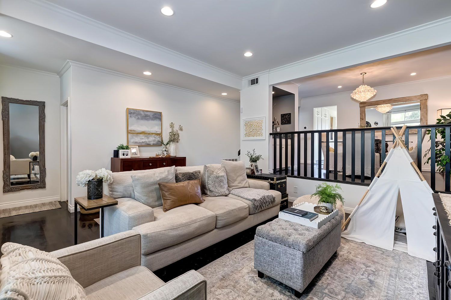 Living Dining Rooms