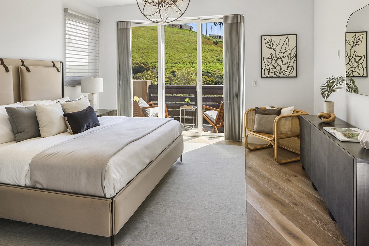 3 Bedrooms Bedrooms, ,3 BathroomsBathrooms,Single Family Home,Property Portfolio,1090