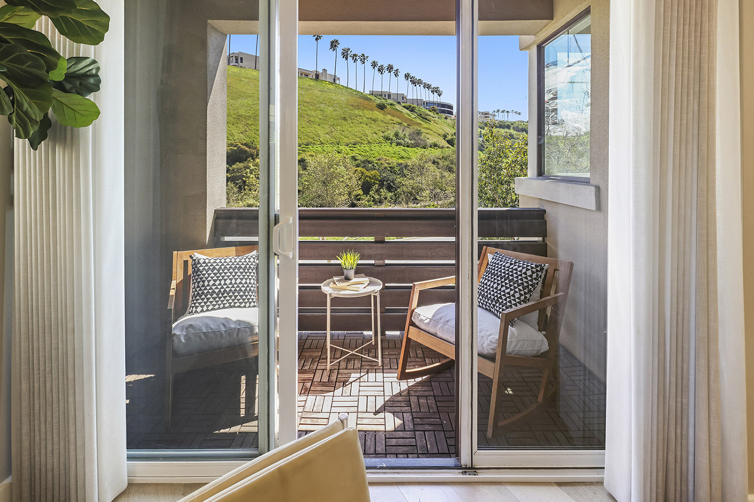 3 Bedrooms Bedrooms, ,3 BathroomsBathrooms,Single Family Home,Property Portfolio,1090