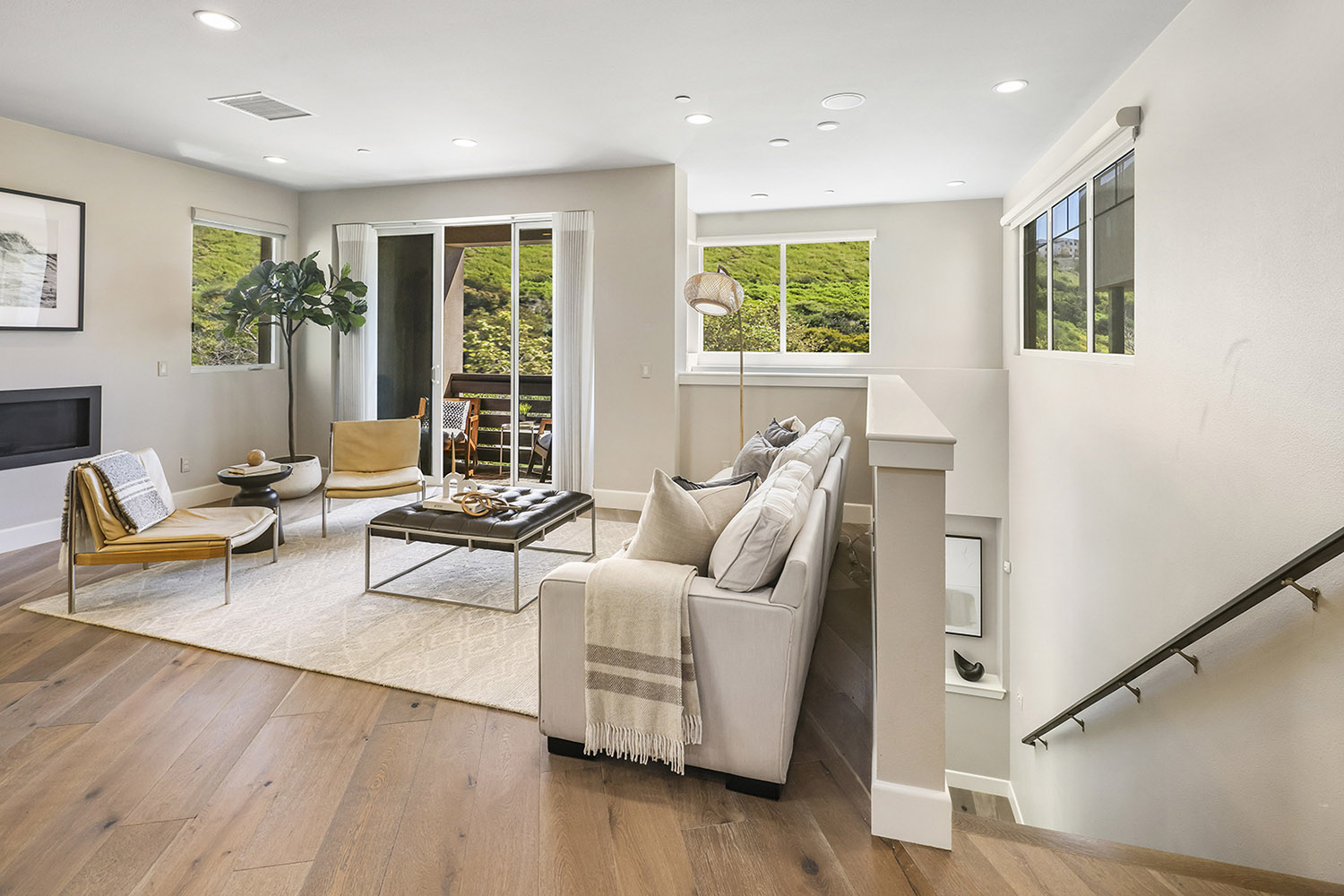 3 Bedrooms Bedrooms, ,3 BathroomsBathrooms,Single Family Home,Property Portfolio,1090