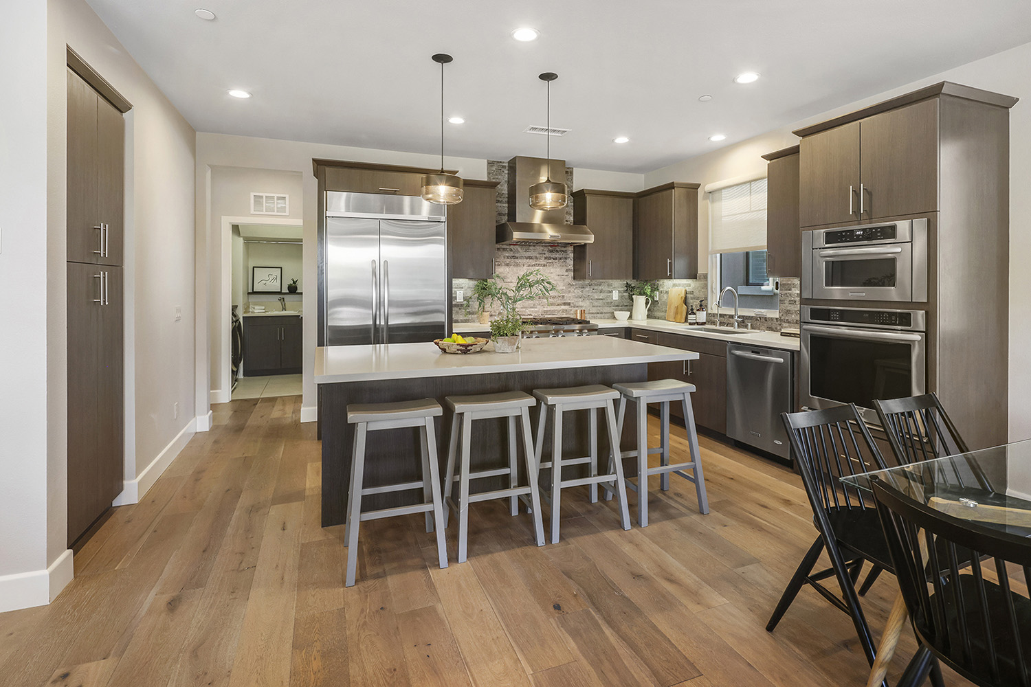 3 Bedrooms Bedrooms, ,3 BathroomsBathrooms,Single Family Home,Property Portfolio,1090