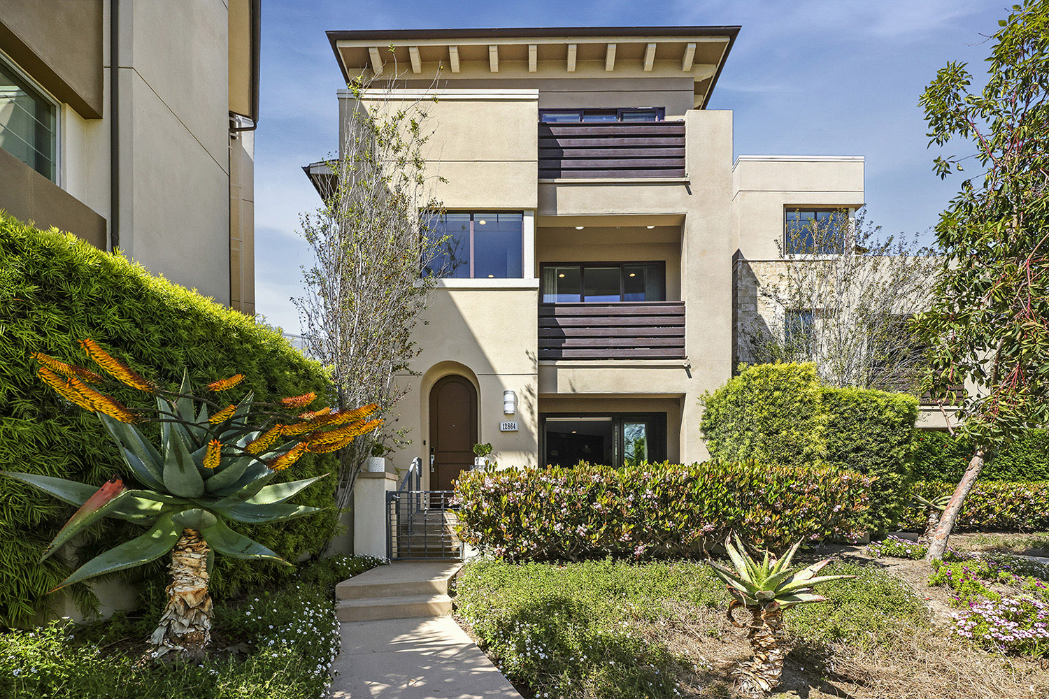 3 Bedrooms Bedrooms, ,3 BathroomsBathrooms,Single Family Home,Property Portfolio,1090
