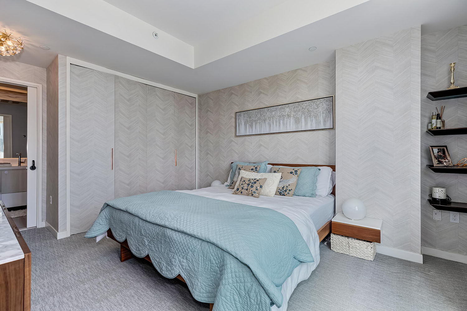 2 Bedrooms Bedrooms, ,2 BathroomsBathrooms,Condominium,Property Portfolio,1092