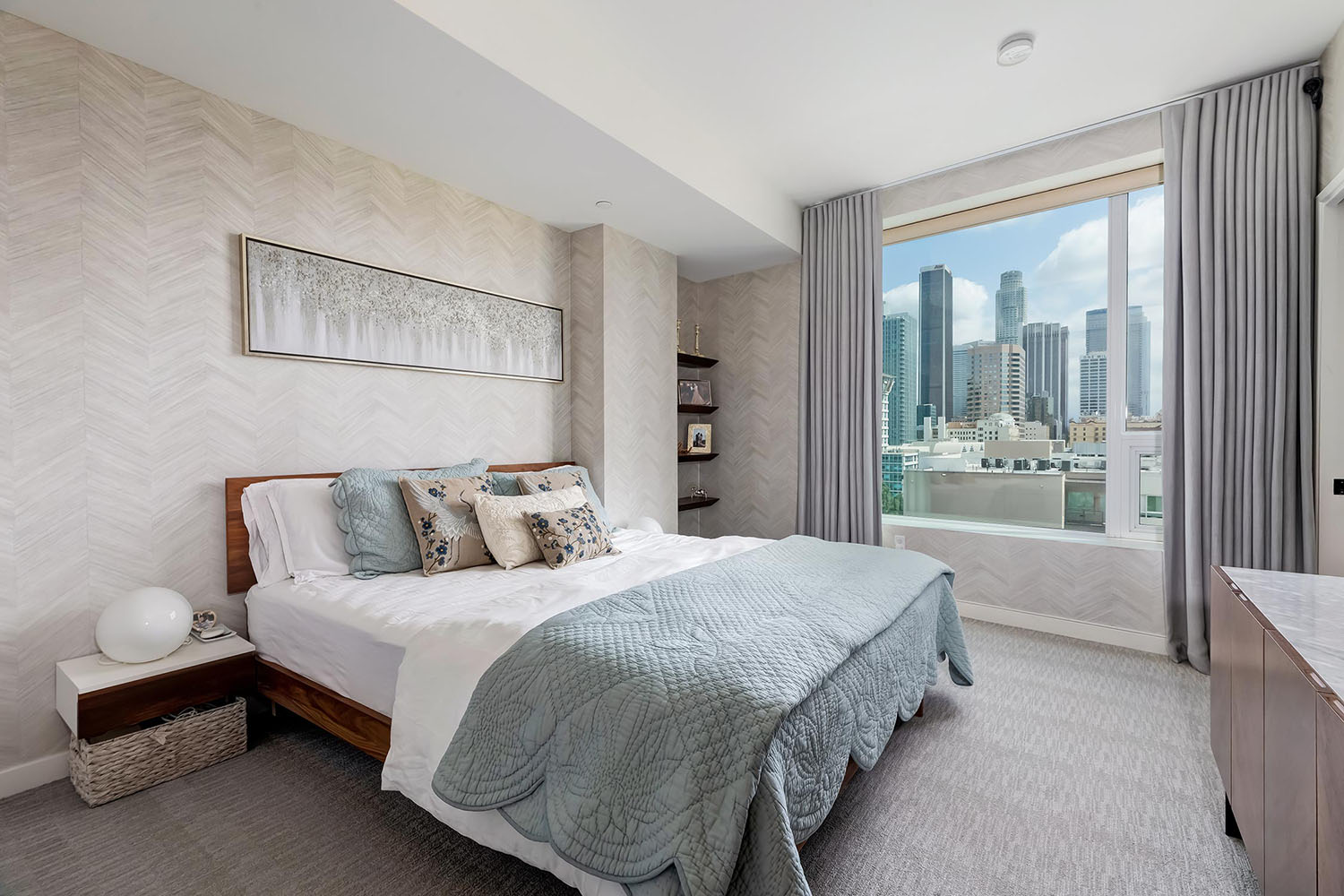 2 Bedrooms Bedrooms, ,2 BathroomsBathrooms,Condominium,Property Portfolio,1092