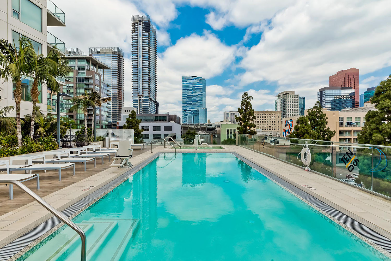 2 Bedrooms Bedrooms, ,2 BathroomsBathrooms,Condominium,Property Portfolio,1092