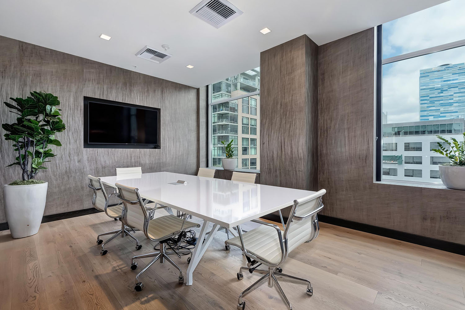 2 Bedrooms Bedrooms, ,2 BathroomsBathrooms,Condominium,Property Portfolio,1092