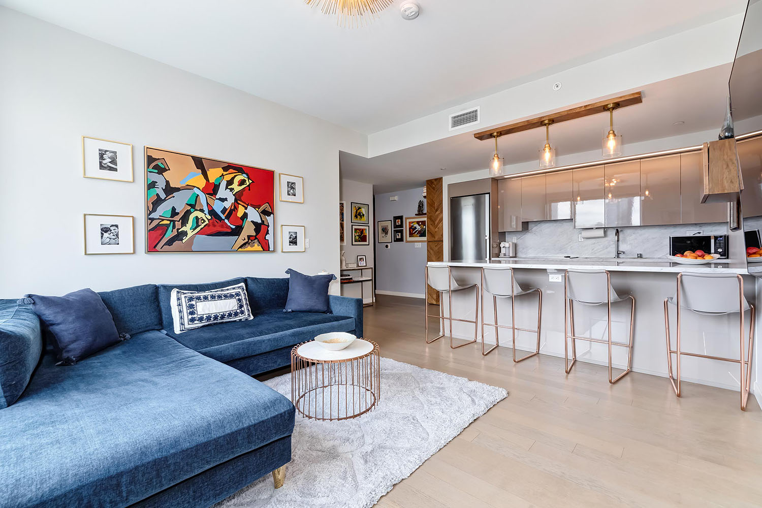 2 Bedrooms Bedrooms, ,2 BathroomsBathrooms,Condominium,Property Portfolio,1092