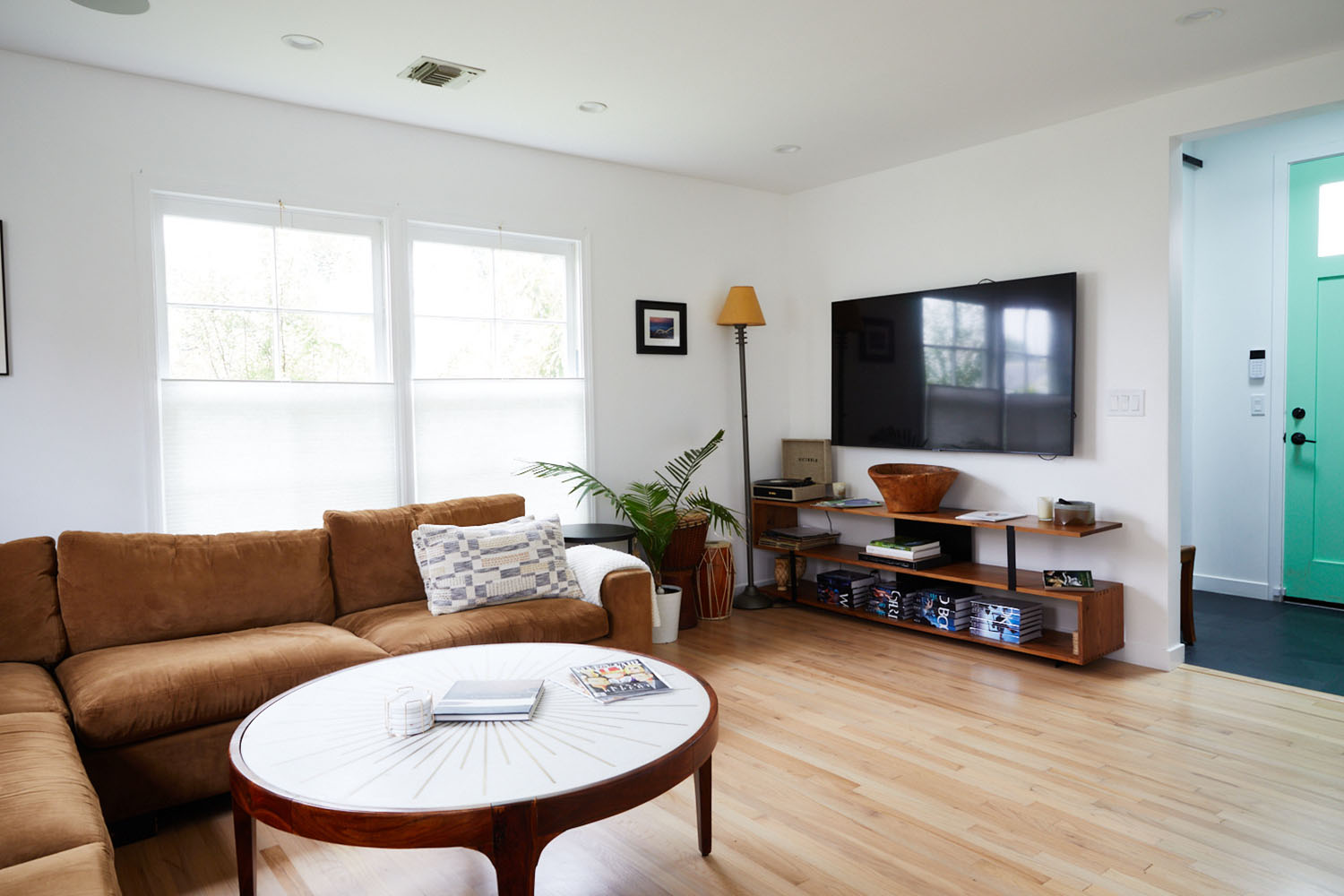 Living Room 4