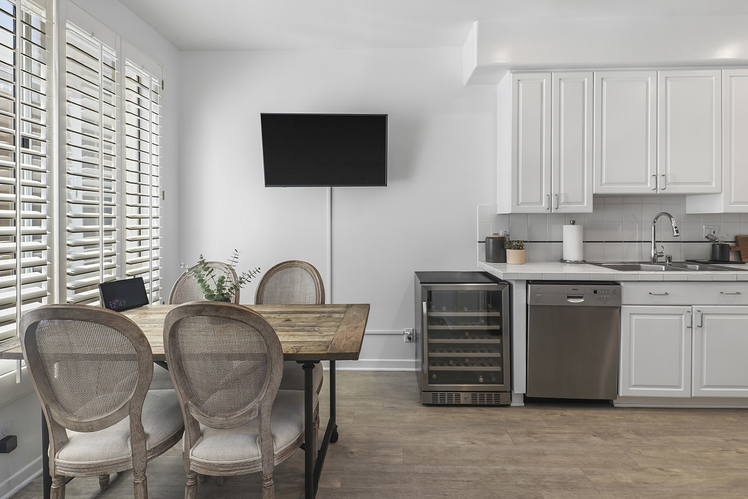 3 Bedrooms Bedrooms, ,3 BathroomsBathrooms,Condominium,Property Portfolio,1100
