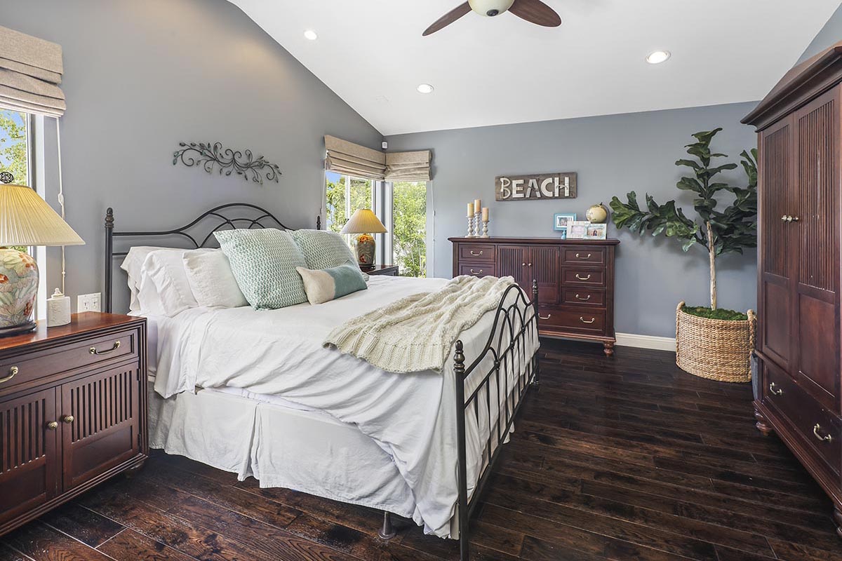 primary bedroom