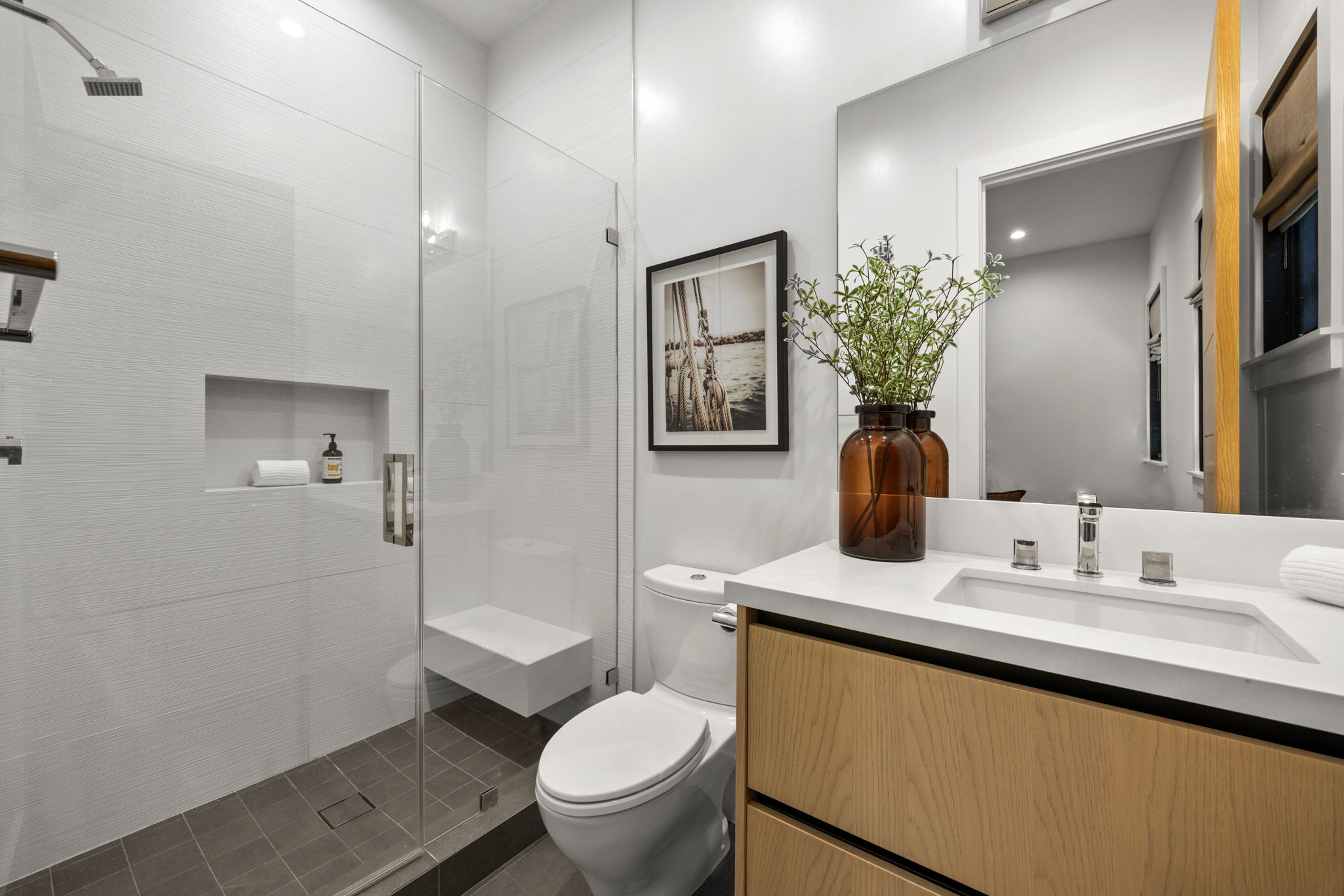 5 Bedrooms Bedrooms, ,5 BathroomsBathrooms,Single Family Home,Property Portfolio,1112