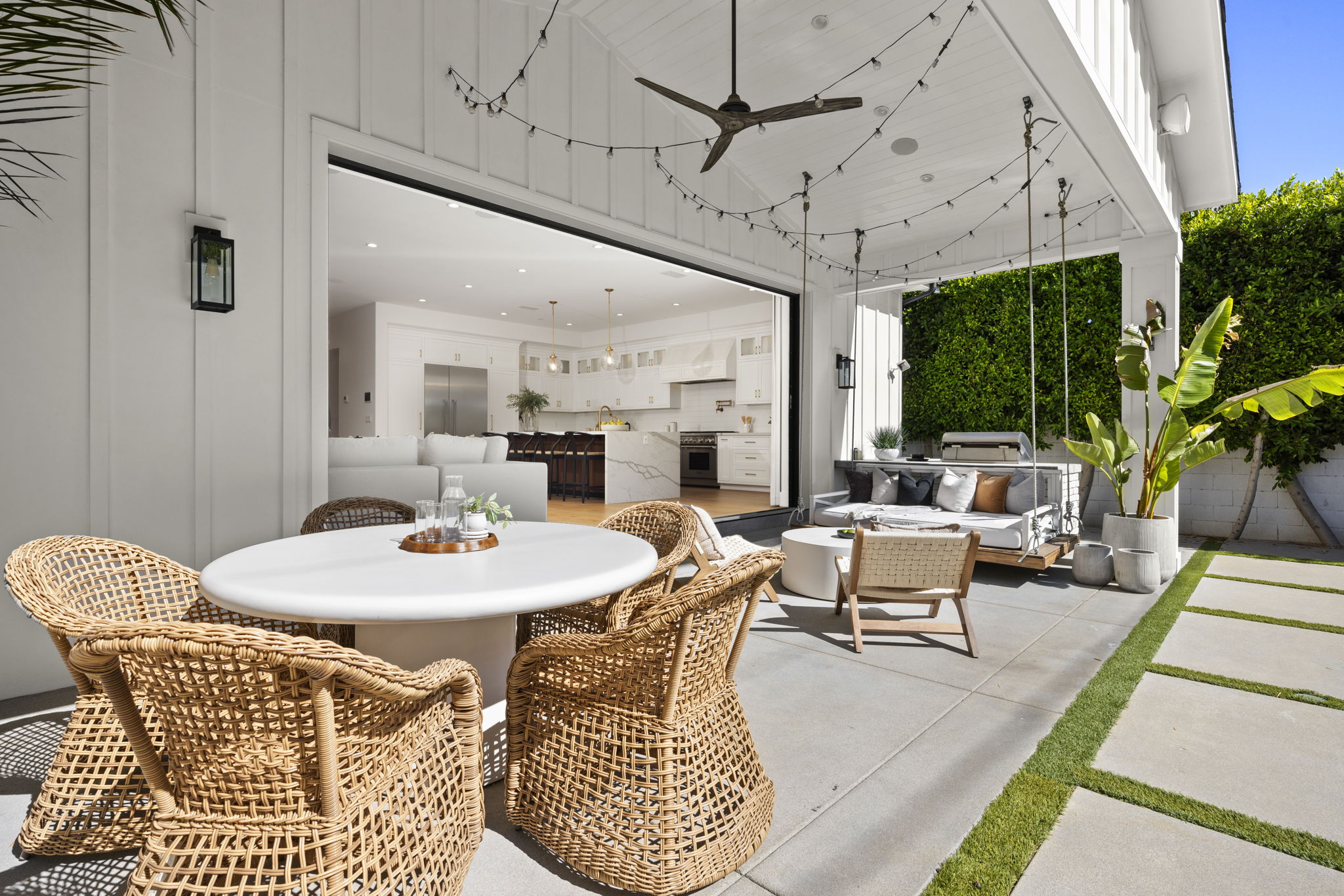 5 Bedrooms Bedrooms, ,5 BathroomsBathrooms,Single Family Home,Property Portfolio,1112