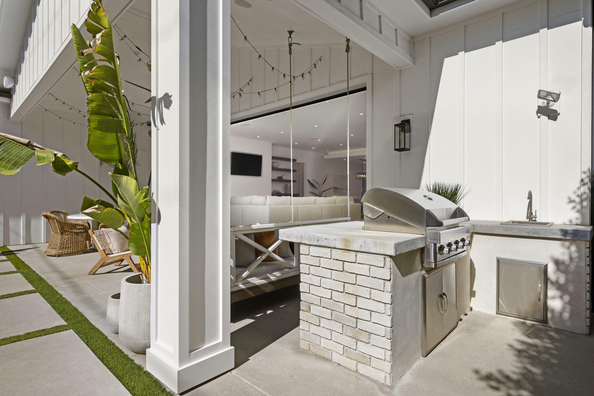 5 Bedrooms Bedrooms, ,5 BathroomsBathrooms,Single Family Home,Property Portfolio,1112