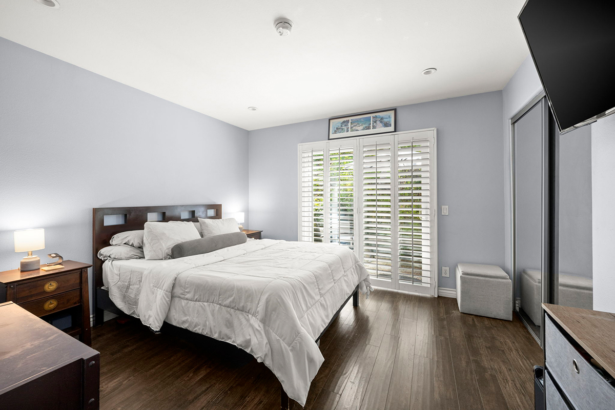 3 Bedrooms Bedrooms, ,2 BathroomsBathrooms,Condominium,Property Portfolio,1113