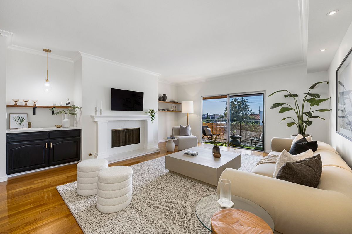 2 Bedrooms Bedrooms, ,2 BathroomsBathrooms,Condominium,Property Portfolio,1114