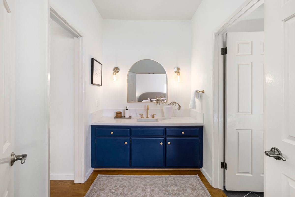 2 Bedrooms Bedrooms, ,2 BathroomsBathrooms,Condominium,Property Portfolio,1114
