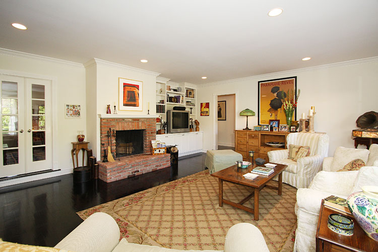 Family Room 2