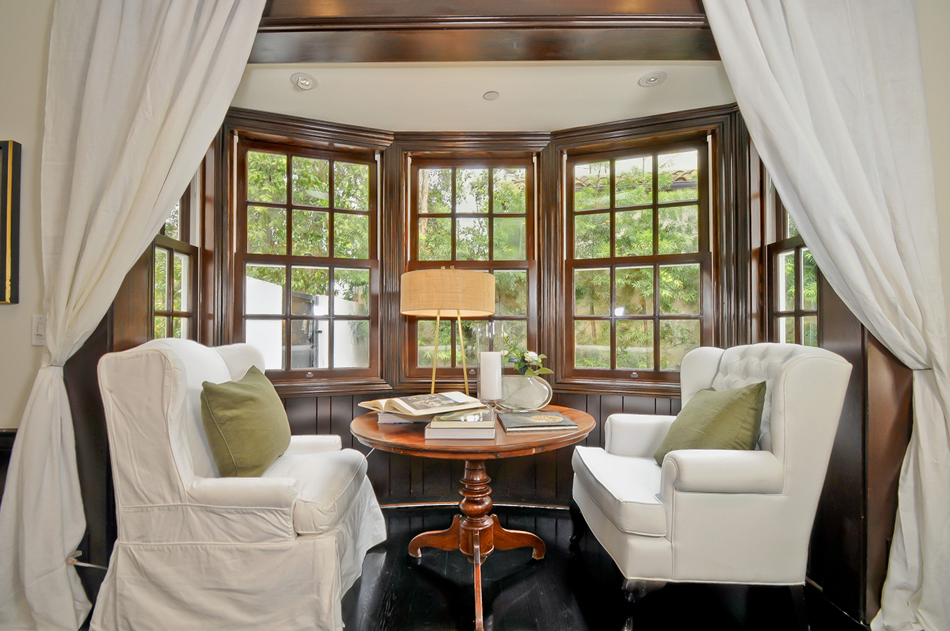 Family / Reading Area