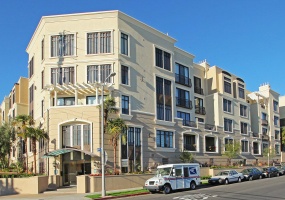 2 Bedrooms, Condominium, Property Portfolio, 2 Bathrooms, Listing ID 1012, Brentwood, Los Angeles, Real estate, agent, westside