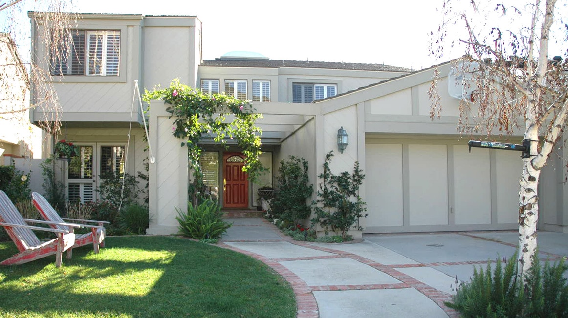 Front Exterior