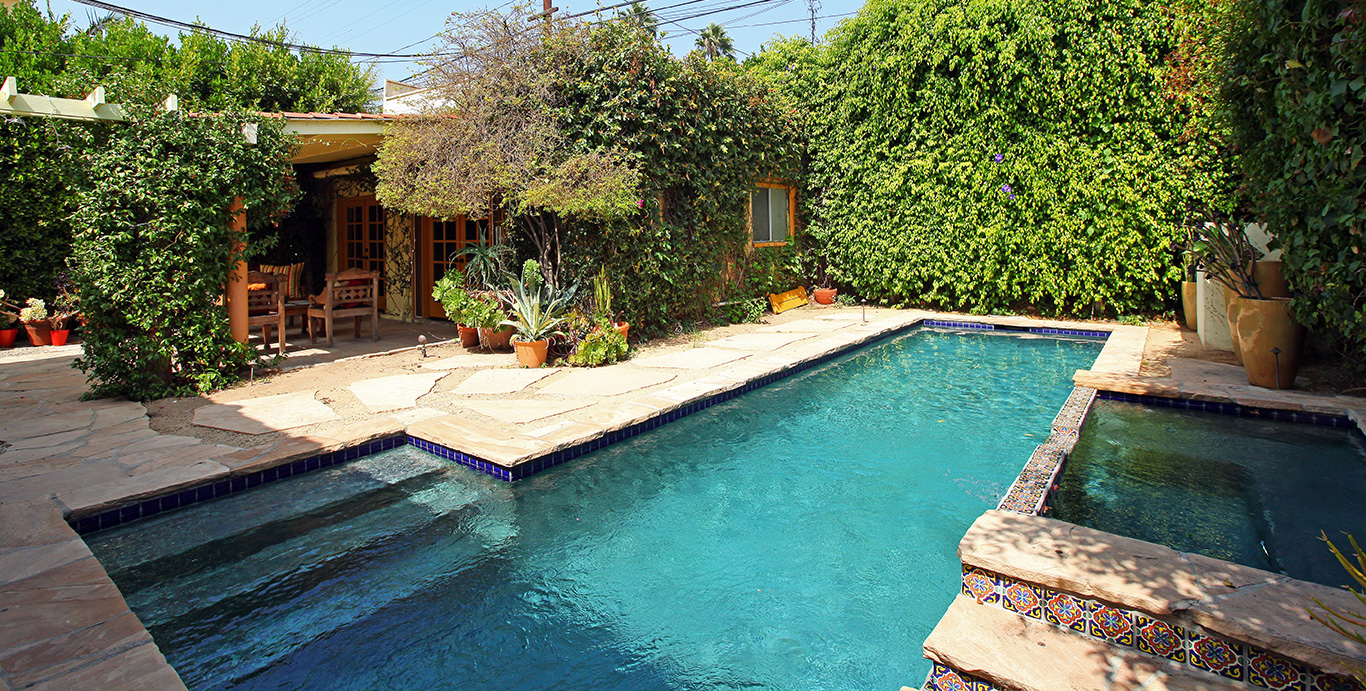 Yard / Pool 3
