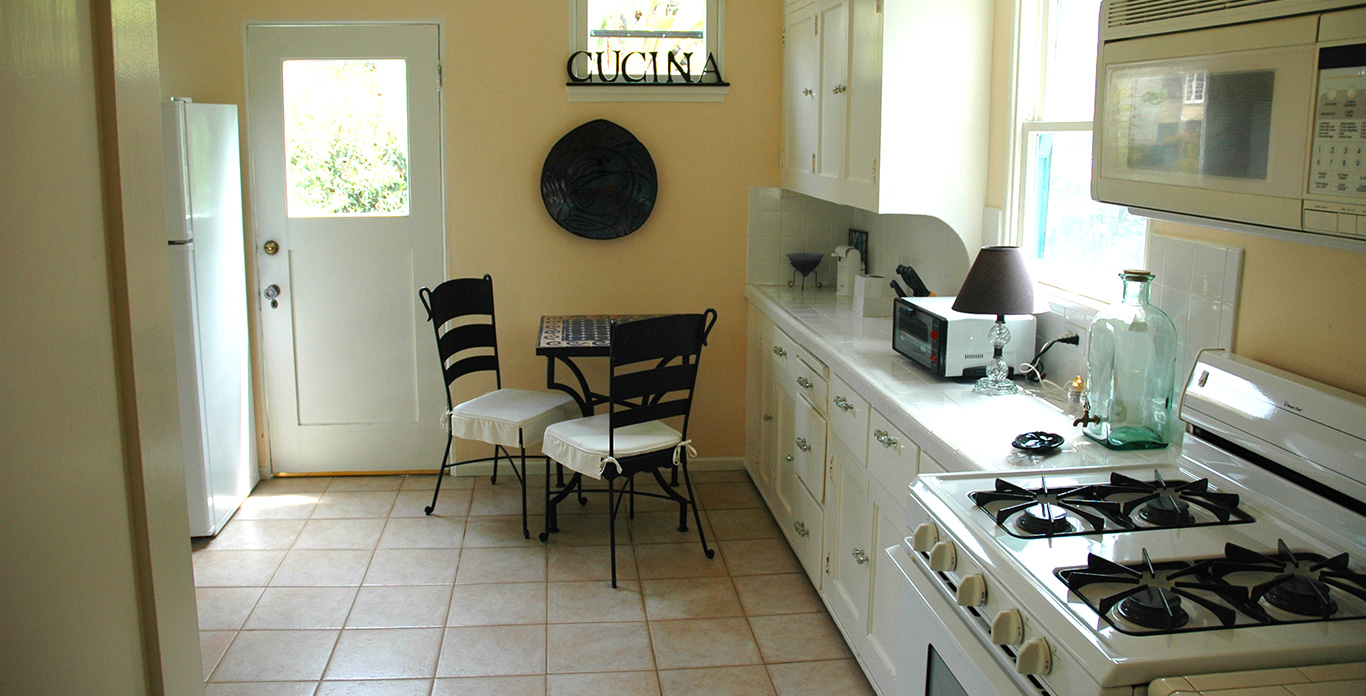 2 Bedrooms, Single Family Home, Property Portfolio, 1.5 Bathrooms, Listing ID 1019, real estate agent, westside, los angeles, brentwood, santa monica, westwood