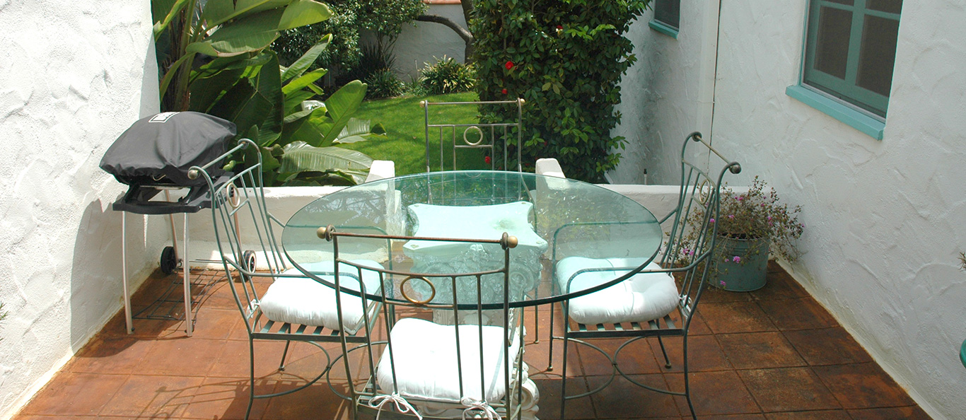 2 Bedrooms, Single Family Home, Property Portfolio, 1.5 Bathrooms, Listing ID 1019, real estate agent, westside, los angeles, brentwood, santa monica, westwood