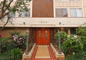 2 Bedrooms, Condominium, Property Portfolio, 2 Bathrooms, Listing ID 1021, real estate agent, westside, los angeles, brentwood, santa monica, westwood