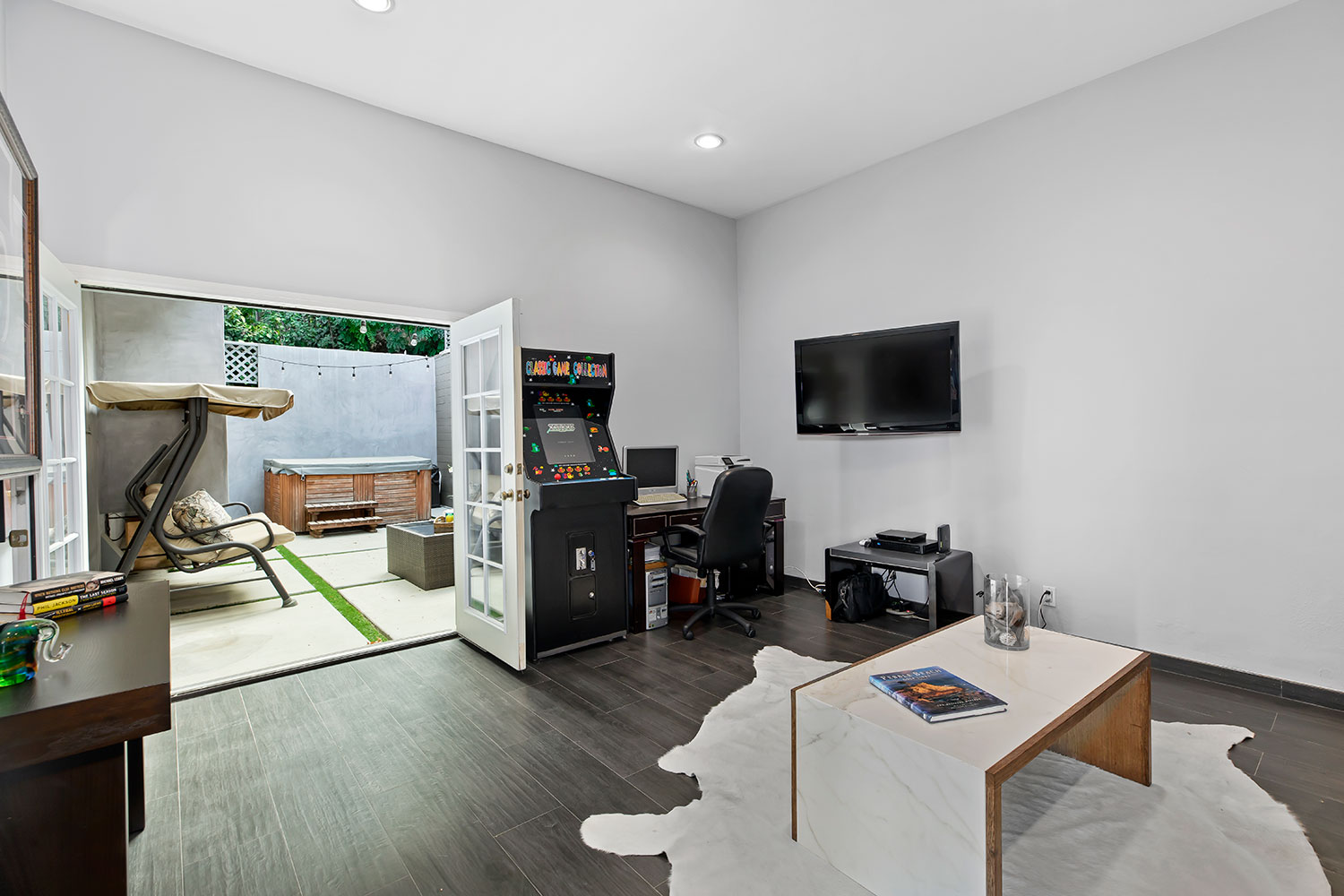 Million Dollar Listing, Studio City, Los Angeles, Contemporary Real Estate, 