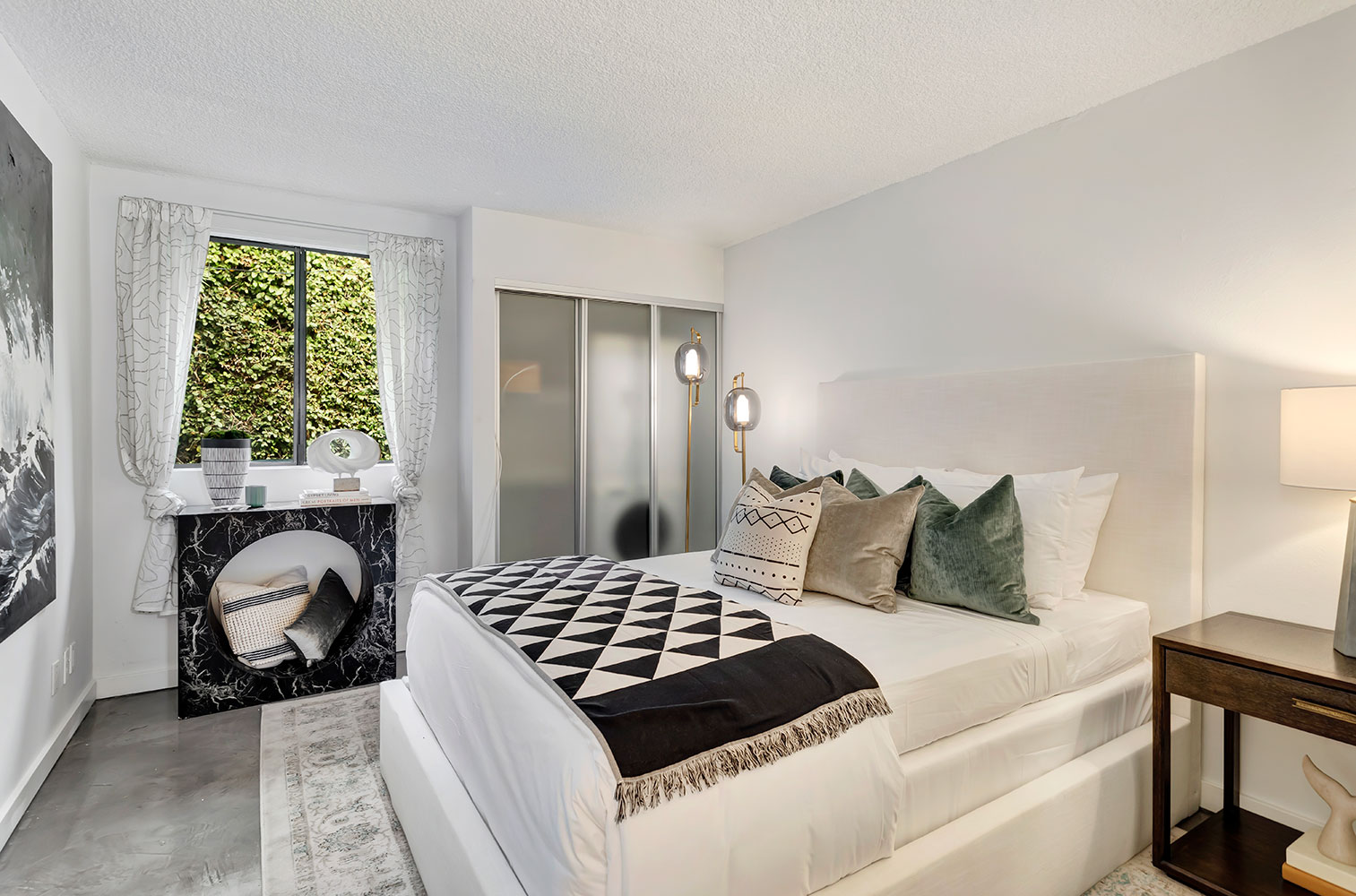 1017 Pearl Street,SANTA MONICA,California,90405,2 Bedrooms Bedrooms,2 BathroomsBathrooms,Condominium,Pearl Street,1061