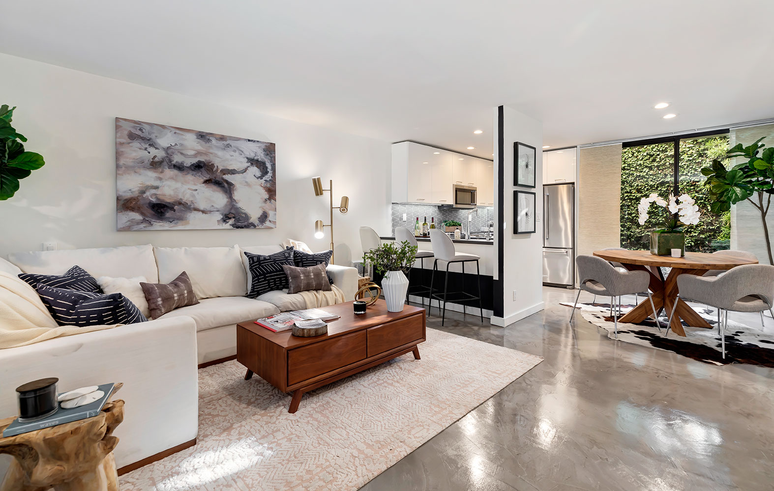 1017 Pearl Street,SANTA MONICA,California,90405,2 Bedrooms Bedrooms,2 BathroomsBathrooms,Condominium,Pearl Street,1061