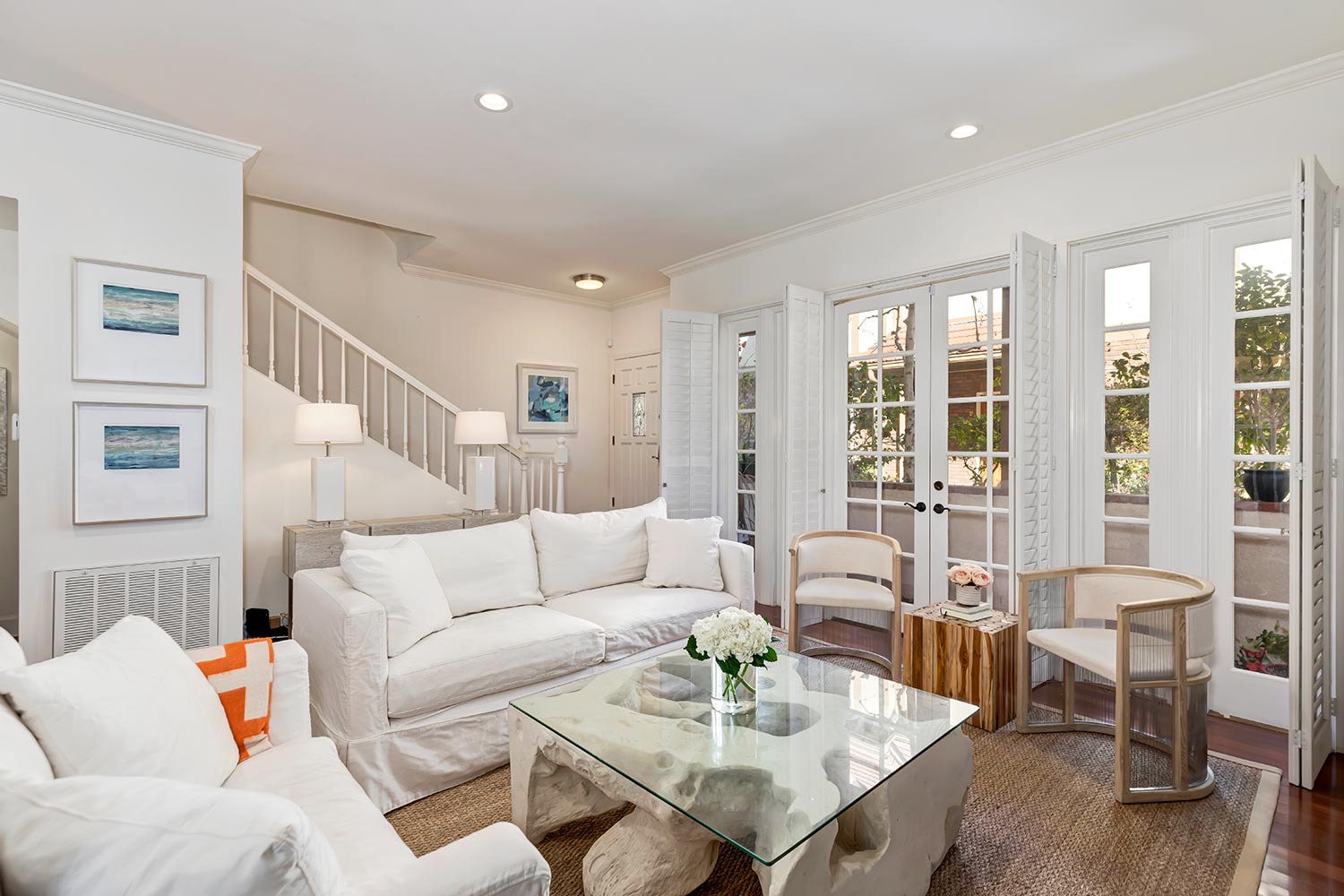 128 Georgina Avenue,Santa Monica,90402,2 Bedrooms Bedrooms,2 BathroomsBathrooms,Condominium,Georgina Avenue,1062