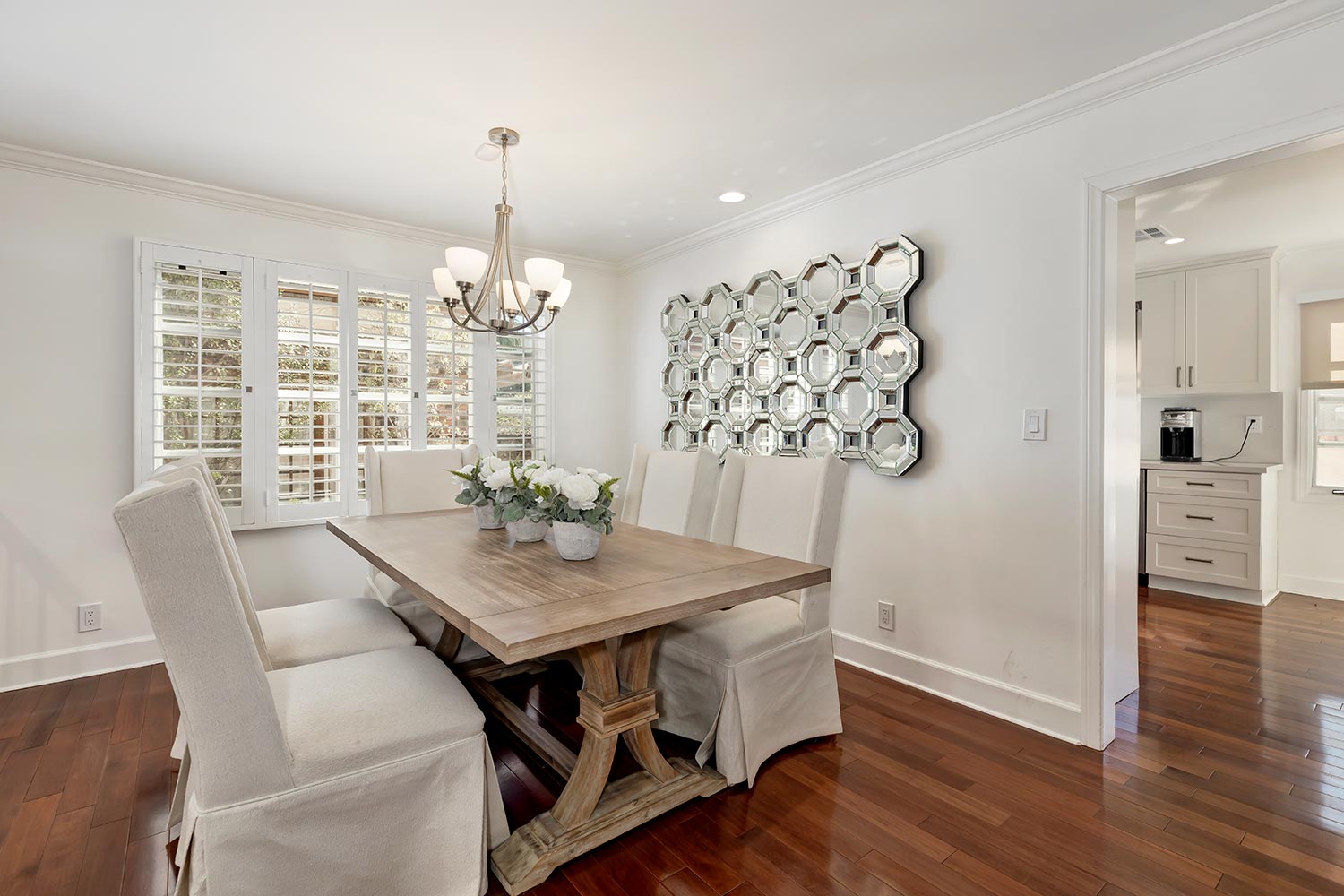 128 Georgina Avenue,Santa Monica,90402,2 Bedrooms Bedrooms,2 BathroomsBathrooms,Condominium,Georgina Avenue,1062