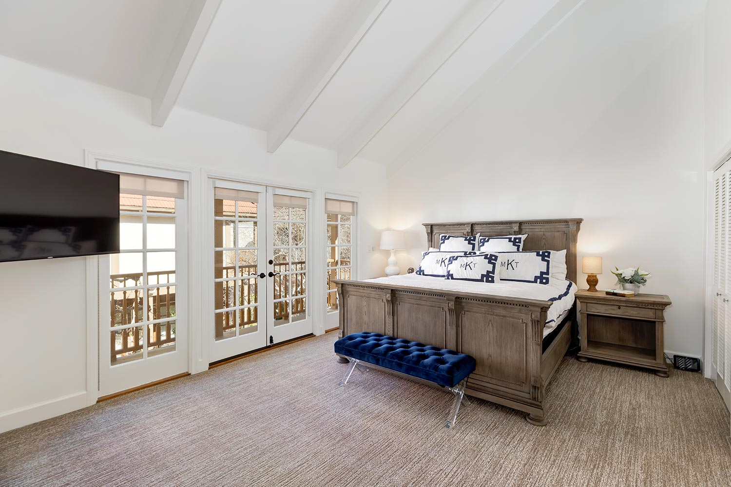 128 Georgina Avenue,Santa Monica,90402,2 Bedrooms Bedrooms,2 BathroomsBathrooms,Condominium,Georgina Avenue,1062