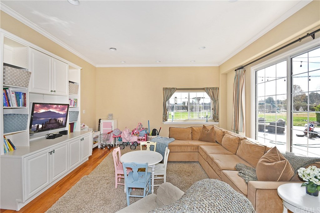 195 Michael Lane,Arroyo Grande,93420,5 Bedrooms Bedrooms,4 BathroomsBathrooms,Single Family Home,Michael Lane,1064