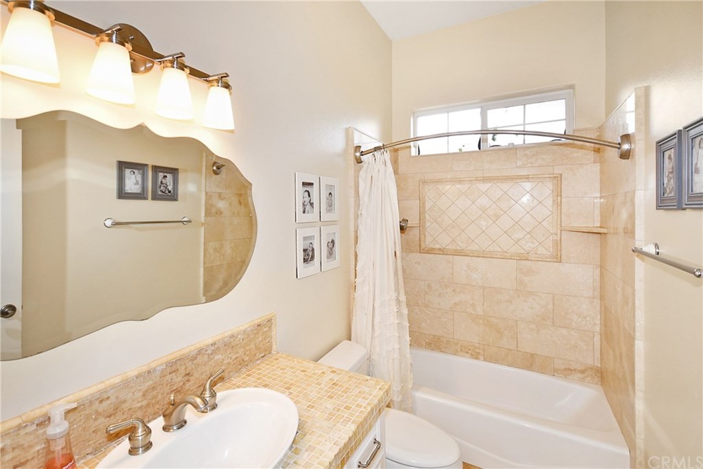 195 Michael Lane,Arroyo Grande,93420,5 Bedrooms Bedrooms,4 BathroomsBathrooms,Single Family Home,Michael Lane,1064