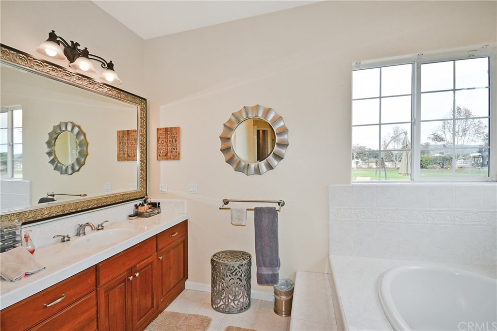 195 Michael Lane,Arroyo Grande,93420,5 Bedrooms Bedrooms,4 BathroomsBathrooms,Single Family Home,Michael Lane,1064
