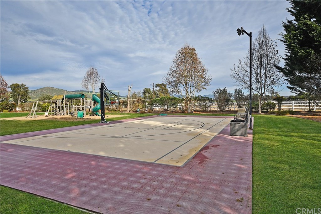 195 Michael Lane,Arroyo Grande,93420,5 Bedrooms Bedrooms,4 BathroomsBathrooms,Single Family Home,Michael Lane,1064