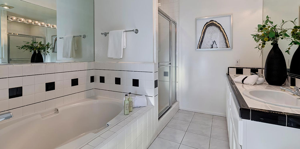 1820 beverly glen, 2 Bedrooms Bedrooms, ,2 BathroomsBathrooms,Condominium,Property Portfolio,beverly glen,1069